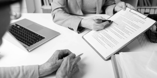 Reagrupación Familiar / Procedimientos Matrimoniales Badajoz · Reconocimiento de Derechos Derivados de Matrimonios o Relaciones Internacionales
